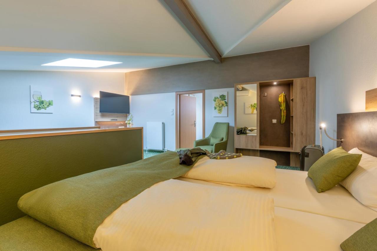 Altdeutsche Weinstube Hotel Рюдесхайм ам Рейн Екстериор снимка